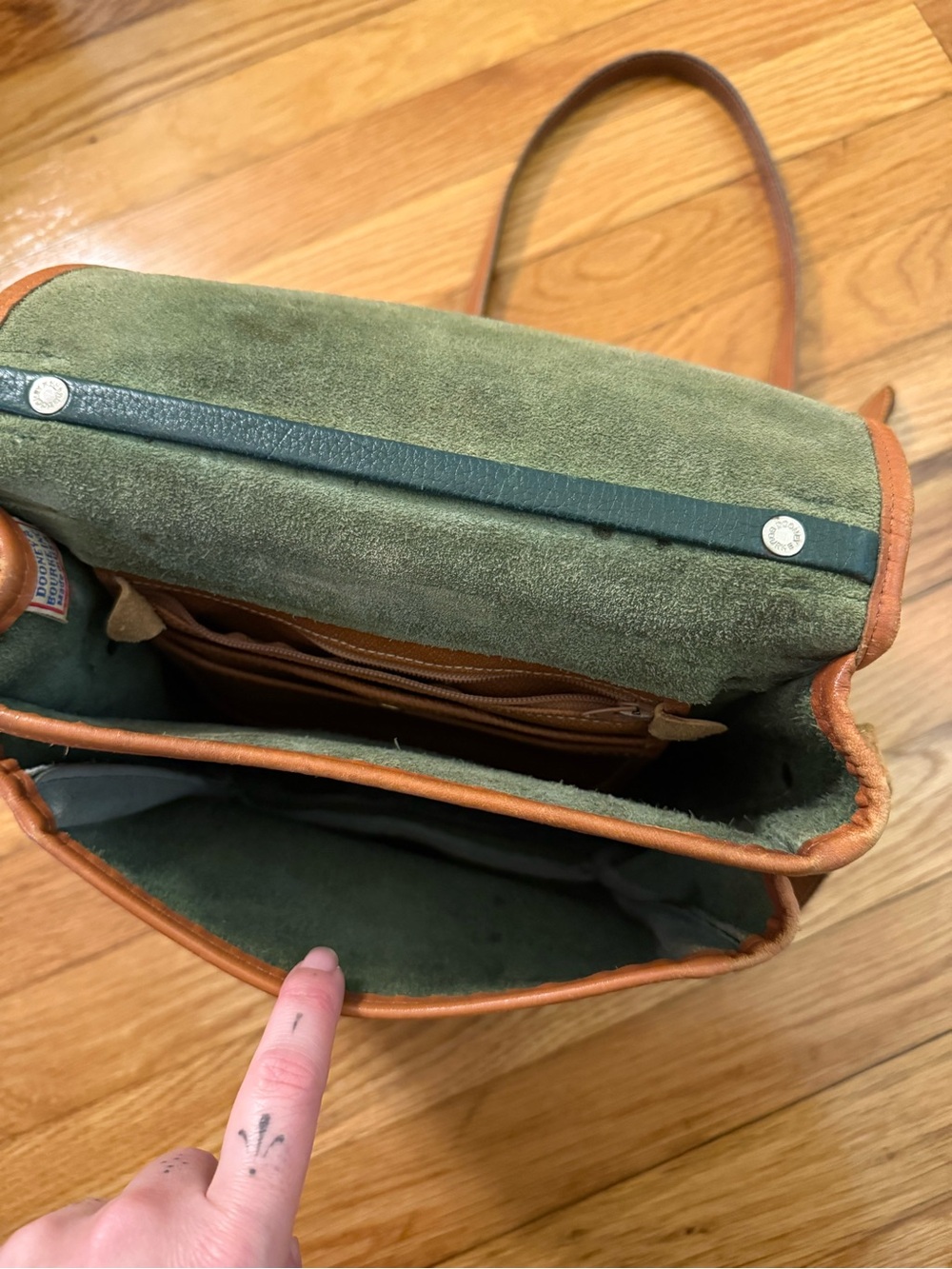 Vintage Dooney & Bourke green bag - Picture 9 of 12